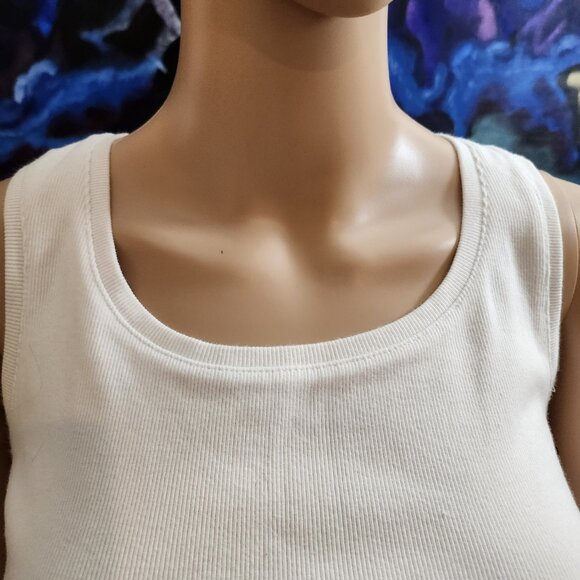 Chico's Size 0 (medium) cotton/spandex white tank top - Picture 2 of 7